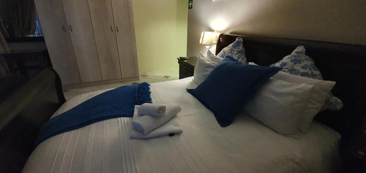 Falling Waters Guest House Margate Bagian luar foto