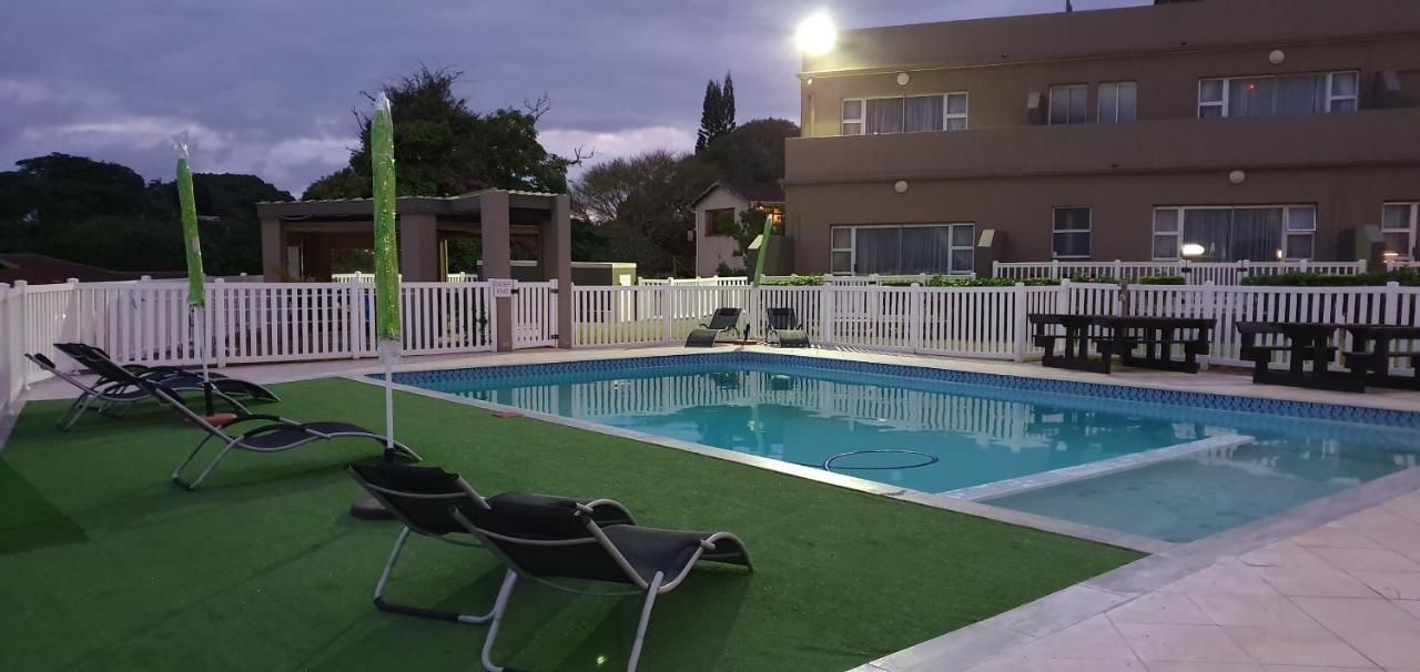 Falling Waters Guest House Margate Bagian luar foto